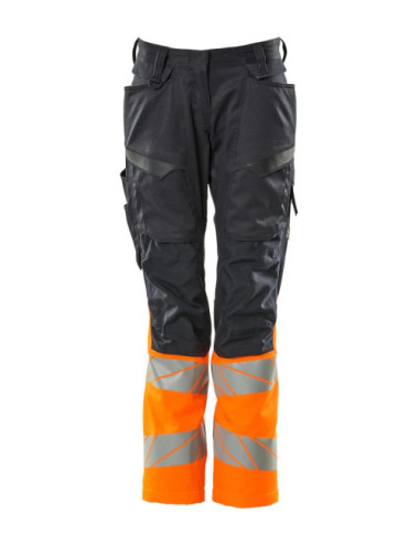 Trousers with kneepad pockets Trousers with kneepad pockets