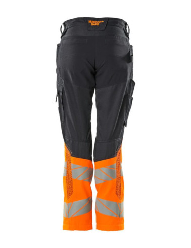 Trousers with kneepad pockets Trousers with kneepad pockets