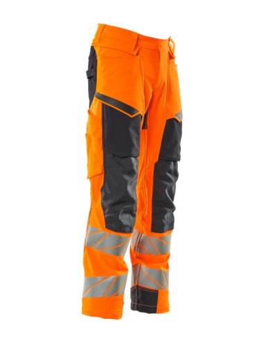 Trousers with kneepad pockets Trousers with kneepad pockets
