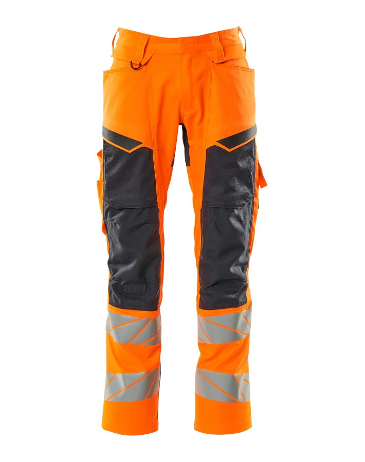 Trousers with kneepad pockets Trousers with kneepad pockets