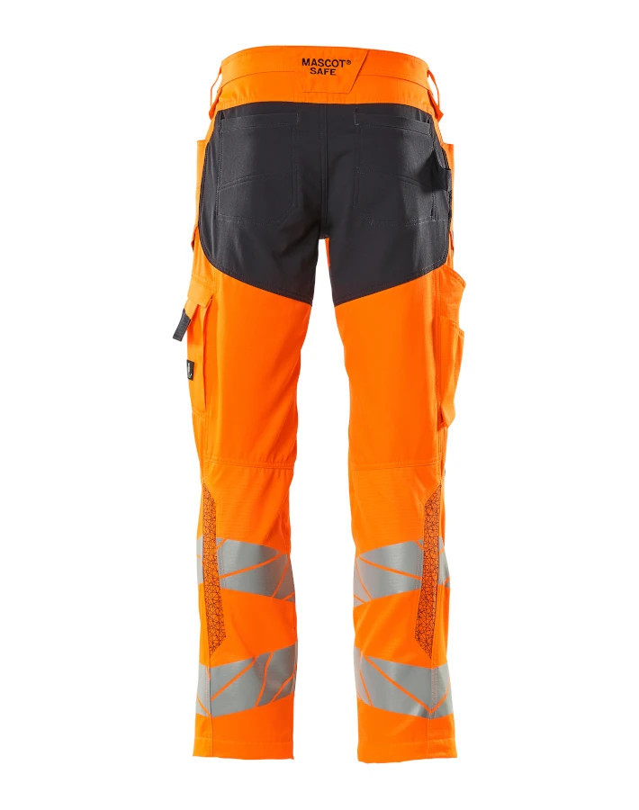 Trousers with kneepad pockets Trousers with kneepad pockets