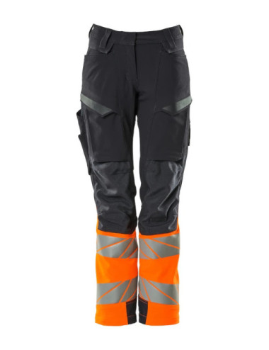 Trousers with kneepad pockets Trousers with kneepad pockets