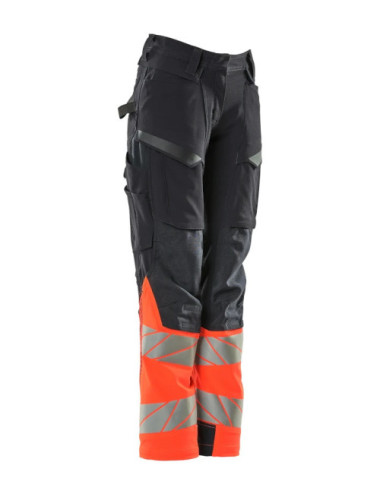 Trousers with kneepad pockets Trousers with kneepad pockets