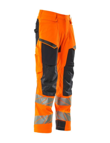 Trousers with kneepad pockets Trousers with kneepad pockets