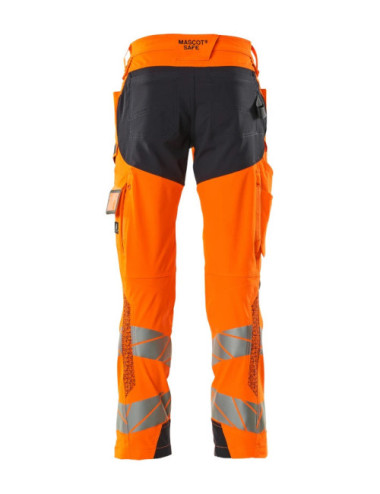 Trousers with kneepad pockets Trousers with kneepad pockets
