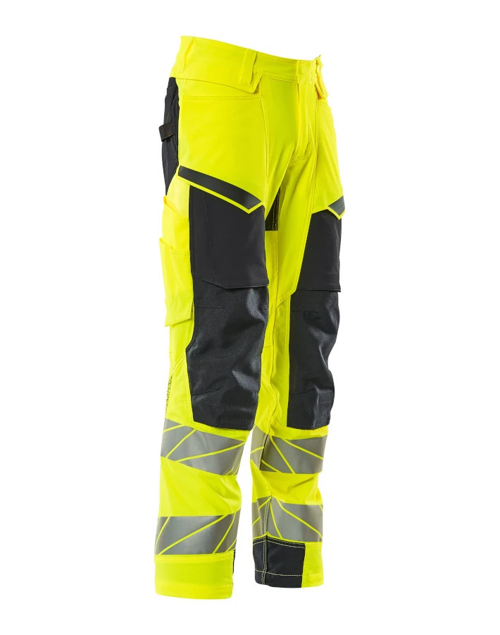 Trousers with kneepad pockets Trousers with kneepad pockets