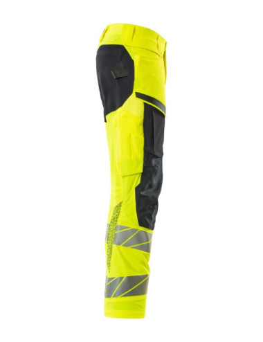Trousers with kneepad pockets Trousers with kneepad pockets