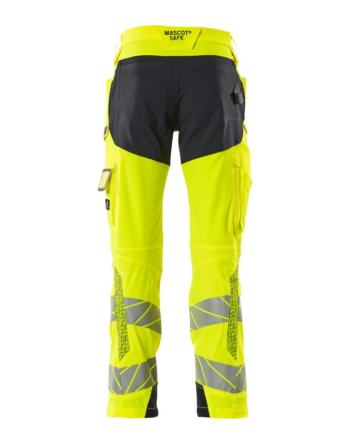 Trousers with kneepad pockets Trousers with kneepad pockets
