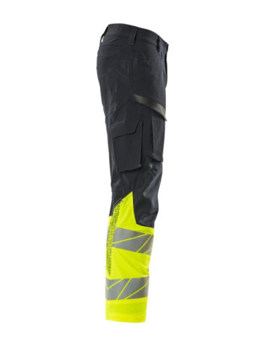 Trousers with thigh pockets Trousers with thigh pockets